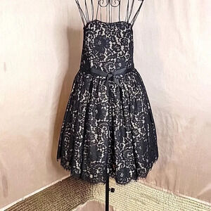 NEIMAN MARCUS ROBERT RODRIQUEZ Black‎ Lace Strapless Prom Dress Size 6